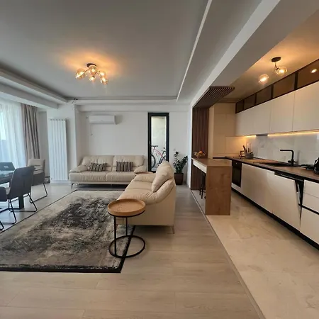View Penthouse Apartment *